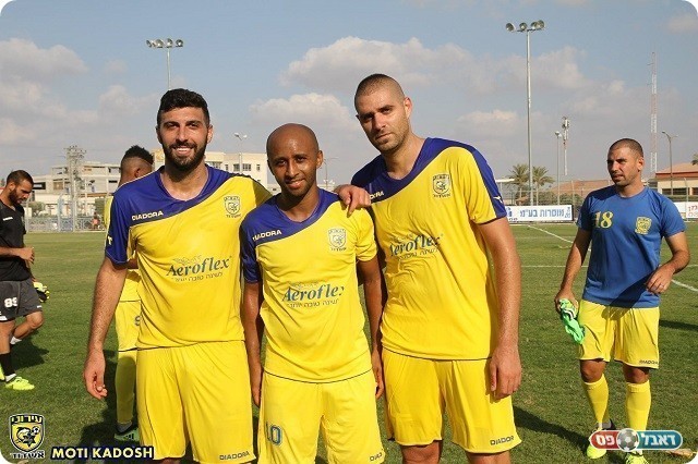 פליקר, דגו ומלכין (מוטי קדוש)